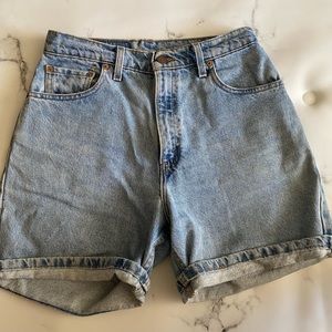 Women’s vintage Levi shorts